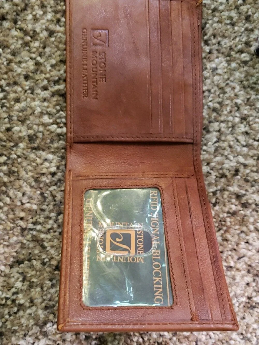 Stone Mountain Accessories two panel
